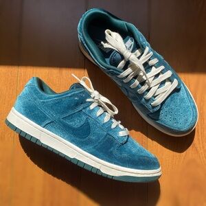nike dunk low sneakers in “green velvet”